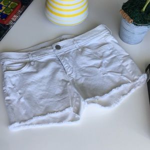 LOFT WHITE SHORTS